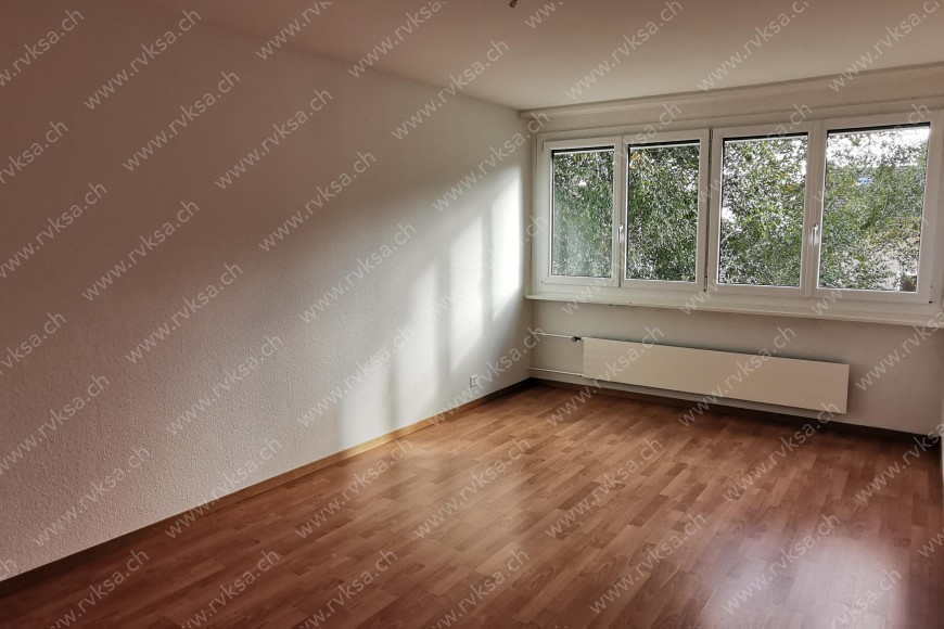 Appartement de 4 pièces, 90 m2, à Les Geneveys-sur-Coffrane - Chambre N°1 