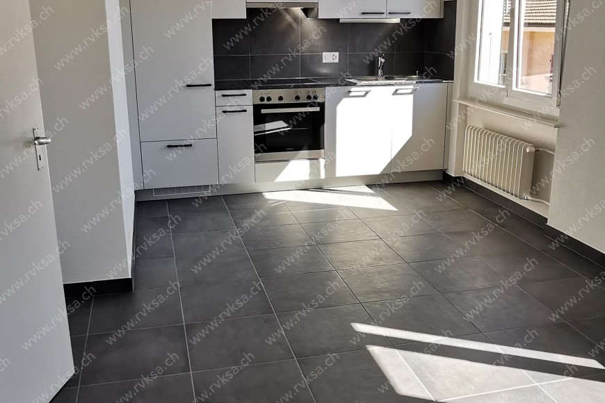 Appartement de 2 pièces, 40 m2, à Neuchâtel - Séjour 