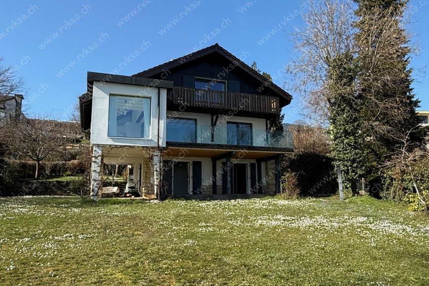 Bâtiment Appartement de 6.5 pièces, 225 m2, à Chez-le-Bart