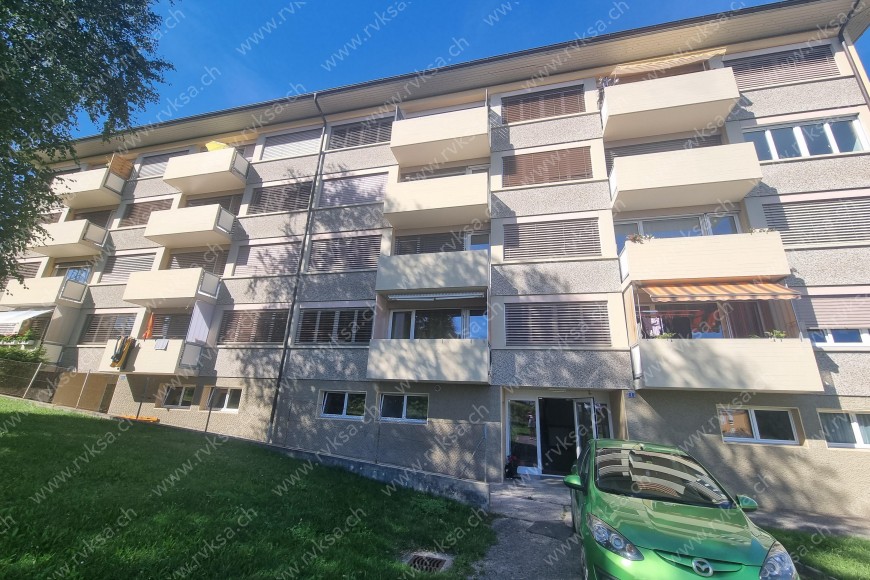 Bâtiment Appartement de 4 pièces, 90 m2, à Les Geneveys-sur-Coffrane