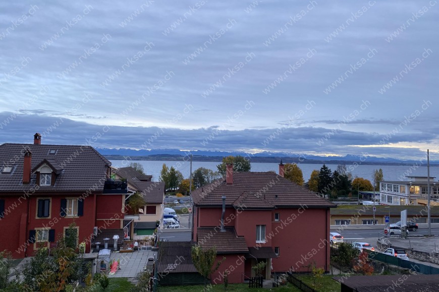 Bâtiment Appartement de 4 pièces, 80 m2, à Neuchâtel