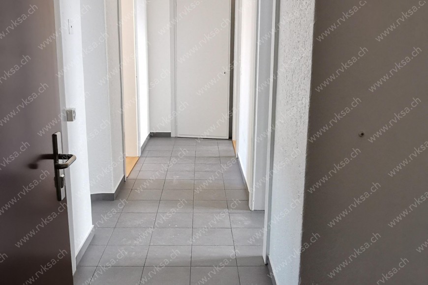 Appartement de 3 pièces, 65 m2, à Neuchâtel - Corridor 