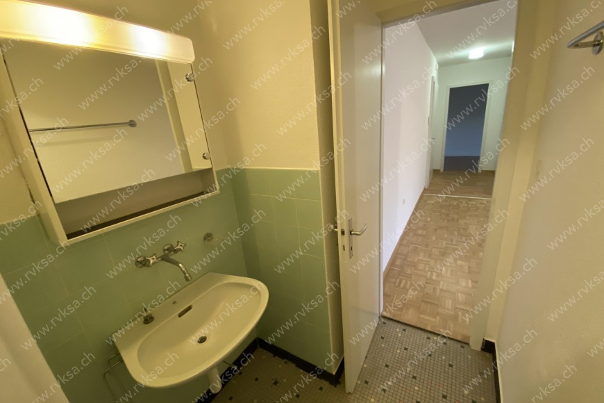 Appartement de 3 pièces, 65 m2, à Boudry - Salle de bain 