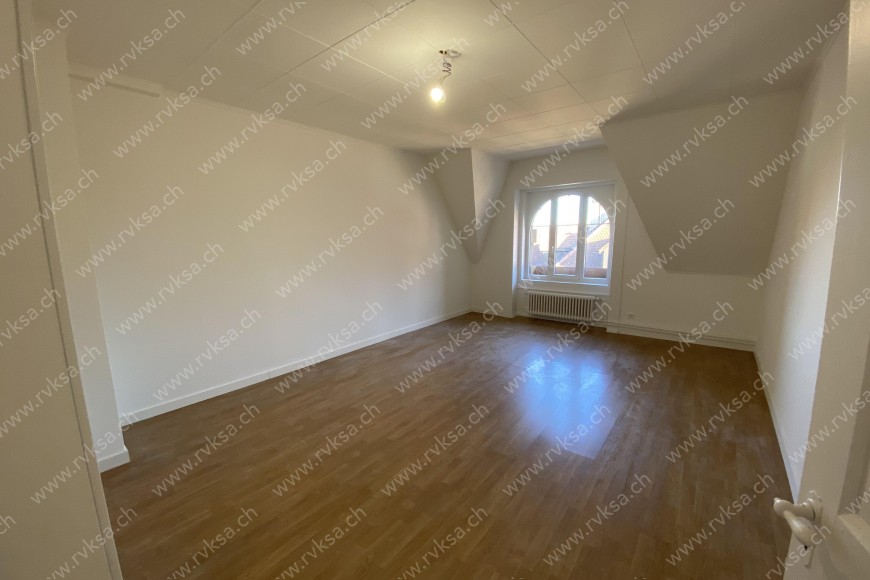 Appartement de 3 pièces, 81 m2, à Neuchâtel Appartement de 3 pièces, 81 m2, à Neuchâtel - Séjour
