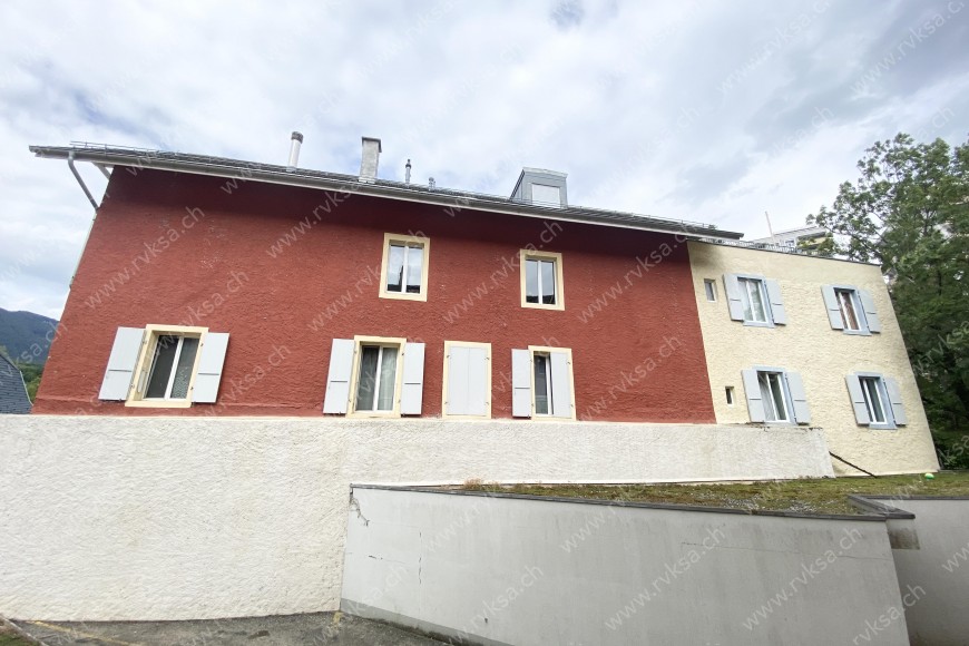 Bâtiment Appartement de 2 pièces, 63 m2, à Boudry