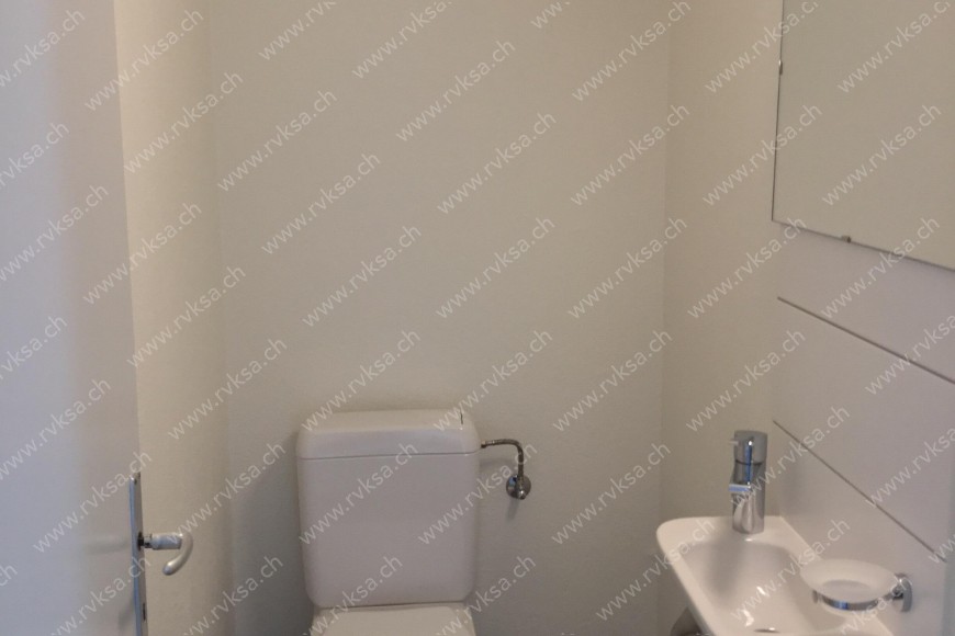 Appartement de 4 pièces, 80 m2, à Peseux Appartement de 4 pièces, 80 m2, à Peseux - WC séparé