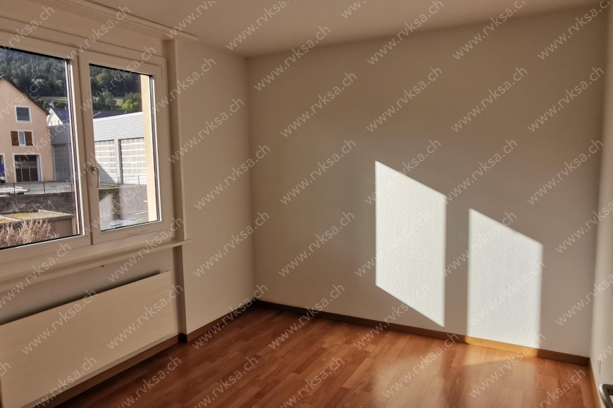 Appartement de 4 pièces, 90 m2, à Les Geneveys-sur-Coffrane - Chambre N°3 