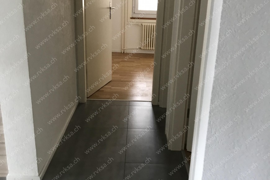 Appartement de 3 pièces, 55.50 m2, à Neuchâtel - Hall 