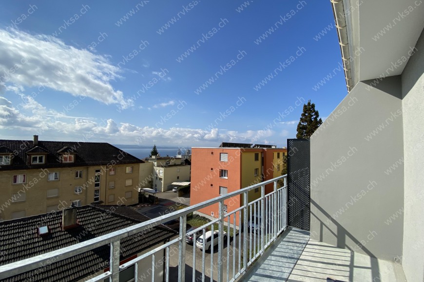 Appartement de 2.5 pièces, 48.5 m2, à Neuchâtel - Balcon - terrasse 