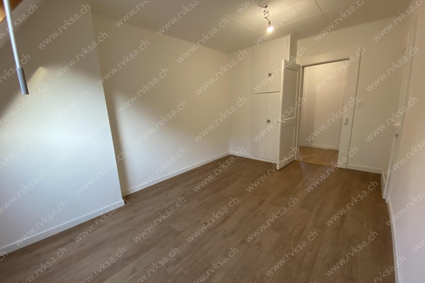 Appartement de 3 pièces, 81 m2, à Neuchâtel Appartement de 3 pièces, 81 m2, à Neuchâtel - Chambre N°2