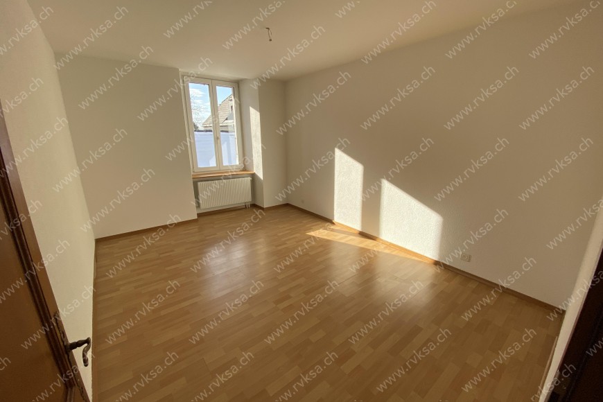 Appartement de 2.5 pièces, à Le Landeron - Chambre N°1 