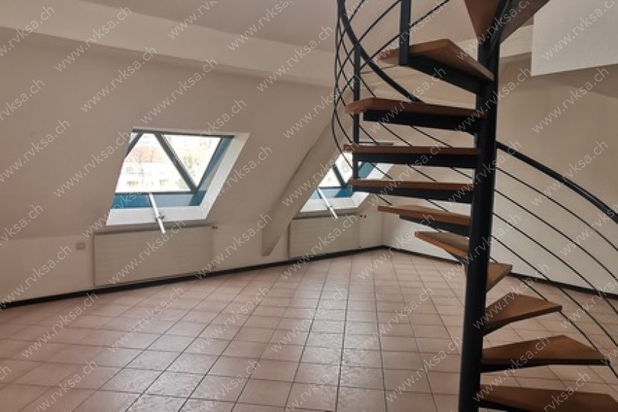 Appartement de 5.5 pièces, à Neuchâtel - Cuisine 