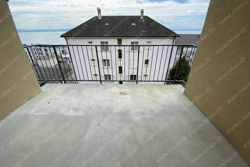 Appartement de 4.5 pièces, 90.60 m2, à Neuchâtel - Balcon - terrasse 