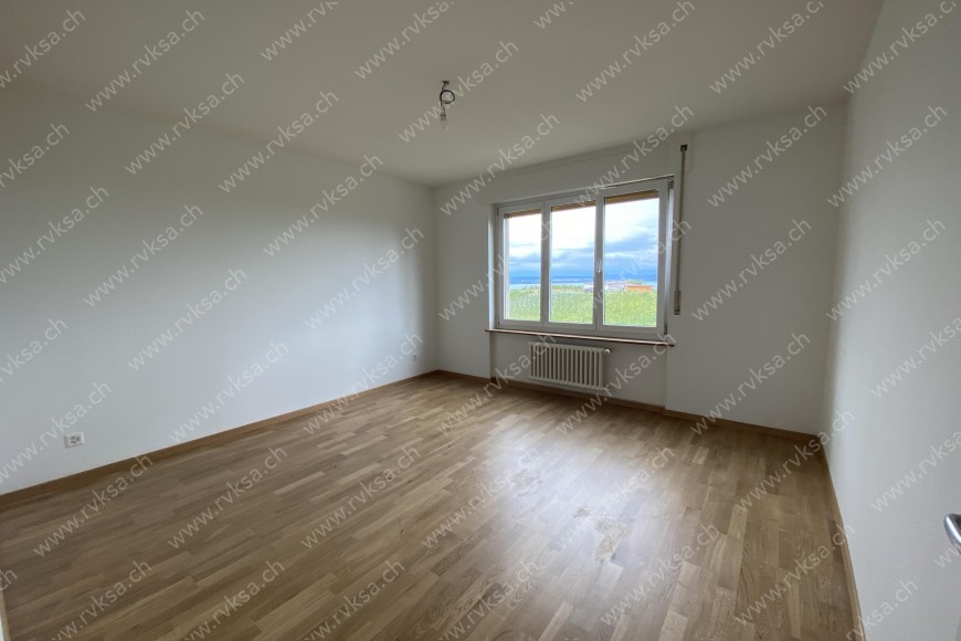 Appartement de 4 pièces, 76 m2, à Auvernier Appartement de 4 pièces, 76 m2, à Auvernier - Chambre N°3