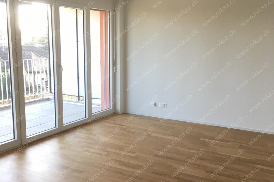 Appartement de 3 pièces, 69.9 m2, à Bôle Appartement de 3 pièces, 69.9 m2, à Bôle - Séjour
