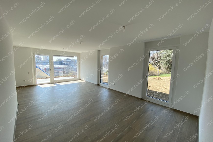 Appartement de 2.5 pièces, 67.52 m2, à Neuchâtel Appartement de 2.5 pièces, 67.52 m2, à Neuchâtel - Séjour