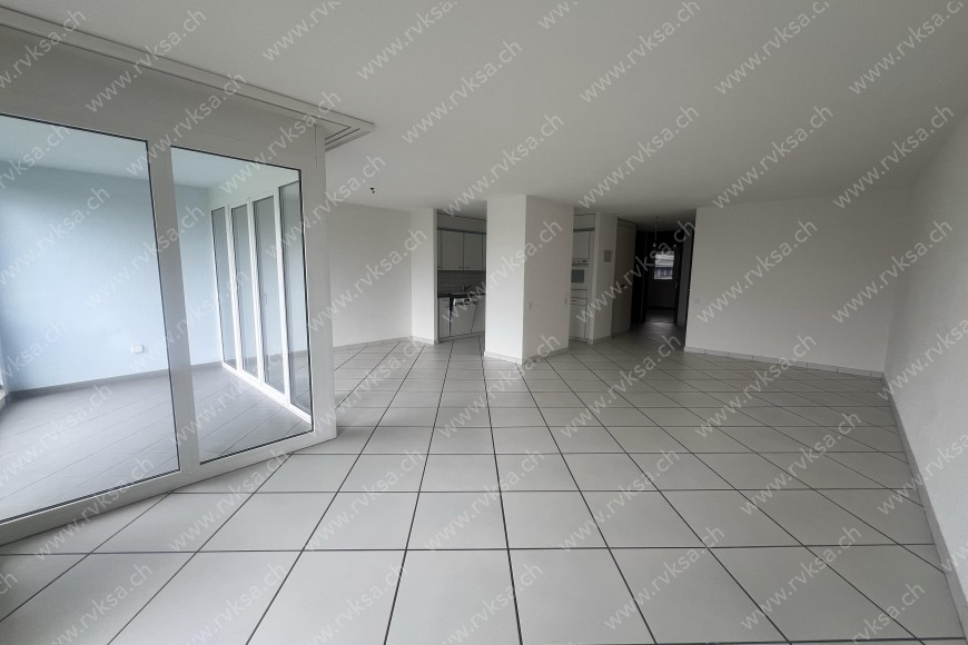 Appartement de 3.5 pièces, 88.4 m2, à Boudry - Séjour 