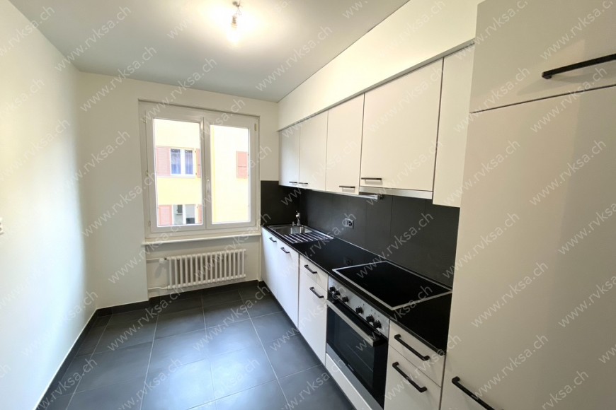Appartement de 3 pièces, 60 m2, à Neuchâtel - Séjour 