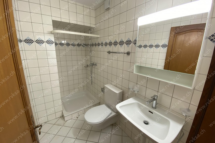 Appartement de 2.5 pièces, à Le Landeron - Salle de bain 