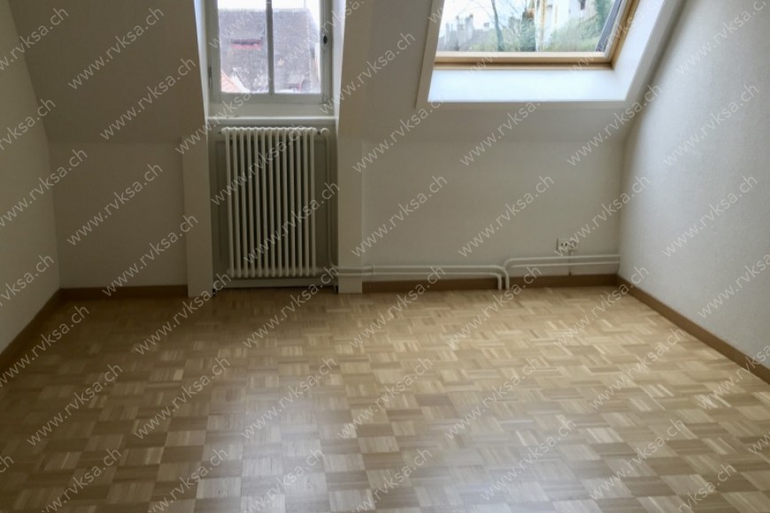 Appartement de 3 pièces, 81 m2, à Neuchâtel - Chambre N°2 