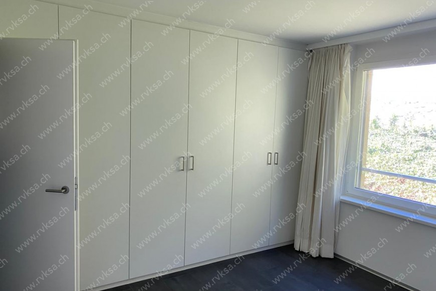 Appartement de 5.5 pièces, 135.57 m2, à Colombier - Chambre N°1 