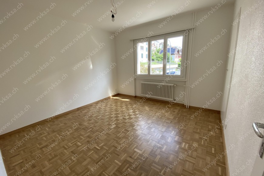 Appartement de 3 pièces, 72 m2, à Neuchâtel - Chambre N°1 