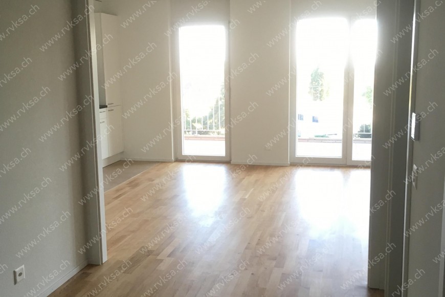 Appartement de 3 pièces, 69.9 m2, à Bôle Appartement de 3 pièces, 69.9 m2, à Bôle - Hall