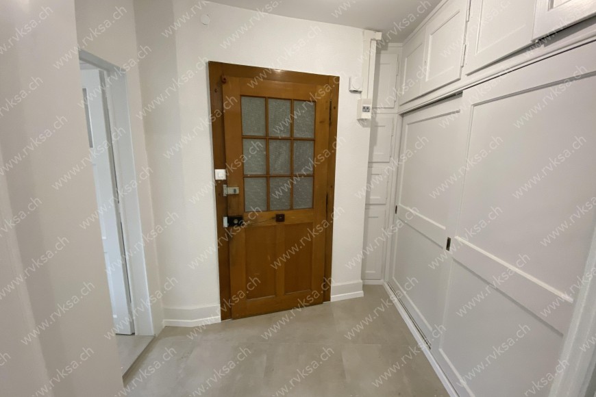 Appartement de 4.5 pièces, 90.60 m2, à Neuchâtel - Hall 