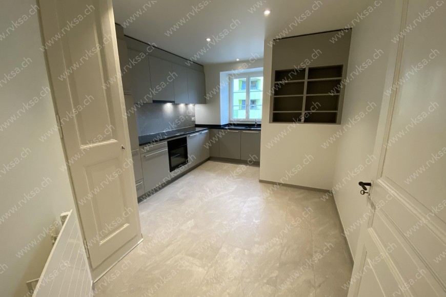 Appartement de 4.5 pièces, 88 m2, à Neuchâtel - Séjour 