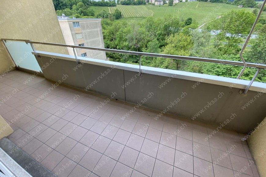 Appartement de 4 pièces, 85 m2, à Boudry - Balcon - terrasse 