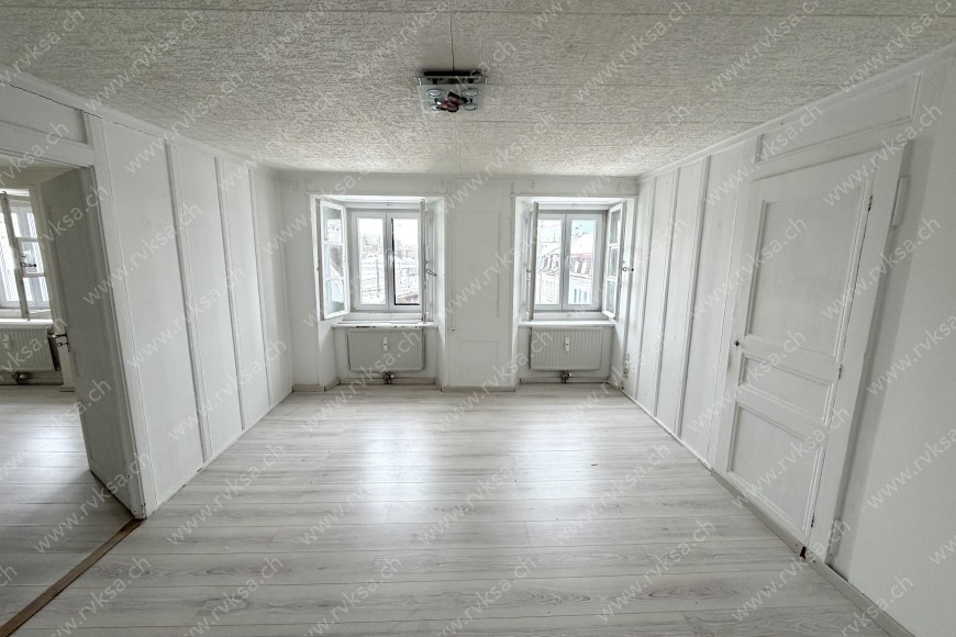 Appartement de 3 pièces, 80 m2, à La Chaux-de-Fonds Appartement de 3 pièces, 80 m2, à La Chaux-de-Fonds - Séjour