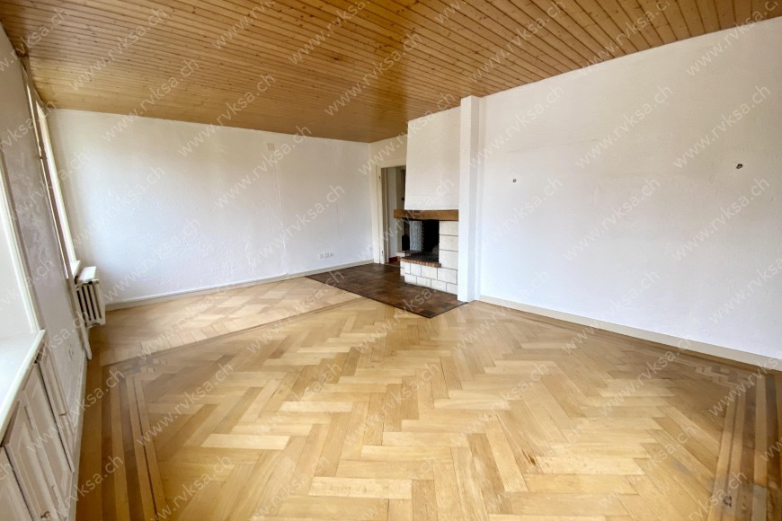 Appartement de 5 pièces, 183 m2, à La Chaux-de-Fonds - Séjour 