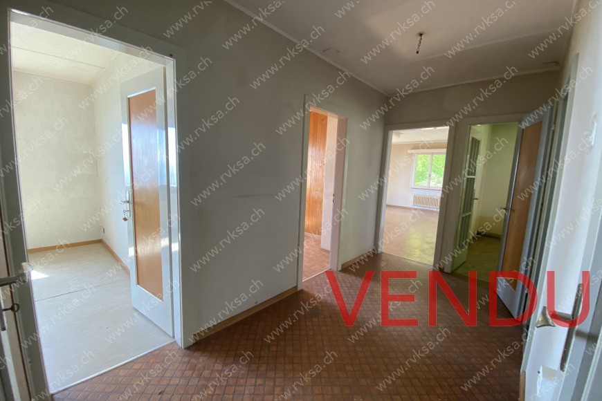 Couloir menant aux chambres