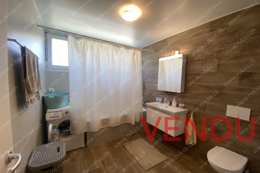 1er étage - Salle de bain - Baignoire - WC