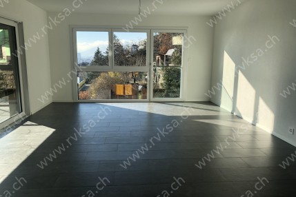Appartement de 3.5 pièces, 75.93 m2, à Neuchâtel - Séjour 