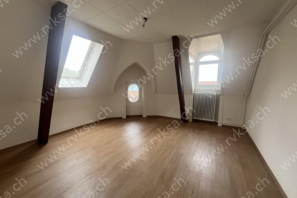 Appartement de 2 pièces, 32 m2, à Neuchâtel - Séjour 