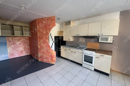 Local commercial de 1.5 pièces, 39.79 m2, à Bôle - Séjour 